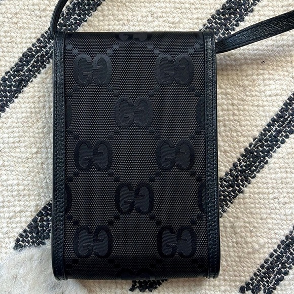 Authentic Gucci Women’s Off The Grid Black Mini GG Bag—Crossbody/Phone Monogram - Picture 10 of 16
